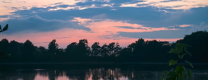 Silver Lake Park is one of NYC Bucket List.