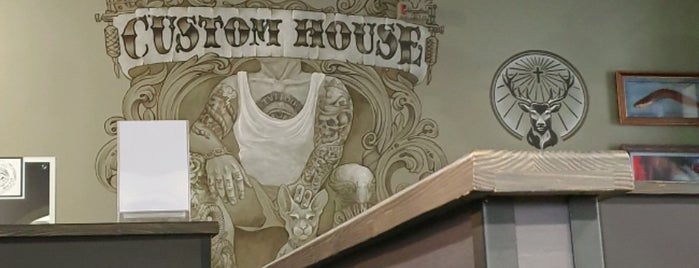 Custom House Tattoo is one of Lugares favoritos de Дмитрий.