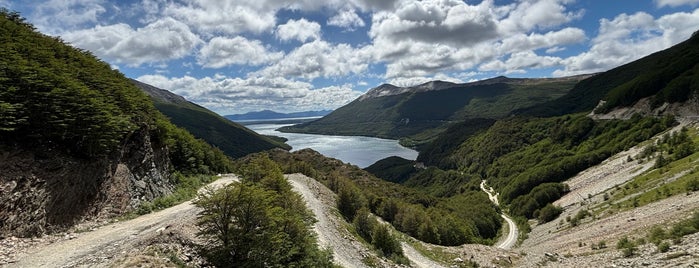Paso Garibaldi is one of Tierra del Fuego.