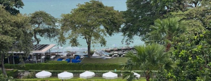 Cosy Beach Hotel is one of Pattaya.