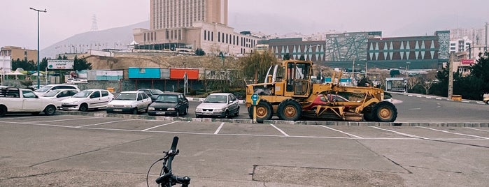 Behrood Square | میدان بهرود is one of Sarah 님이 좋아한 장소.