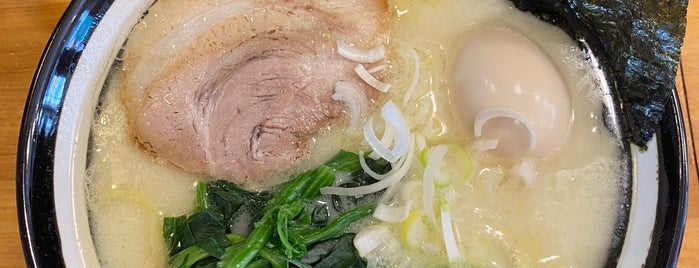 横濱とんこつTUKASA is one of ラーメン.