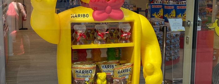 Haribo is one of 🍒Lü🍒さんのお気に入りスポット.
