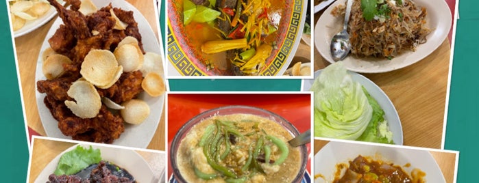 Restoran Tanjung Bunga is one of Neu Tea's Petaling Jaya Trip.