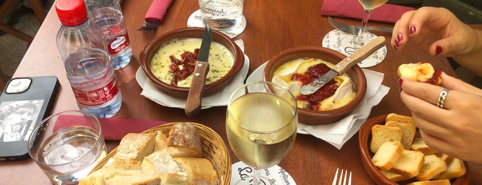 Bodega La Rentaora is one of Tapeo.