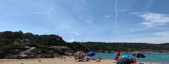 Spiaggia di Monti d'Arena is one of Sardenha.