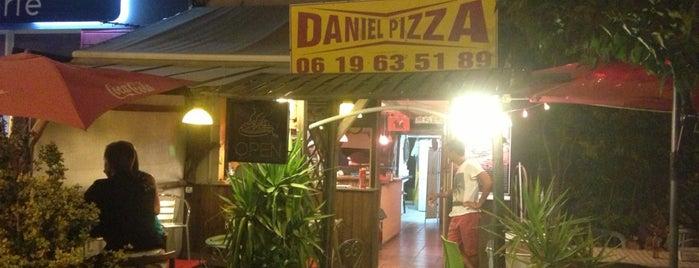 Daniel Pizza is one of Locais curtidos por Damien.