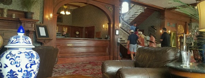 Stanley Hotel Lobby is one of สถานที่ที่ Corey ถูกใจ.