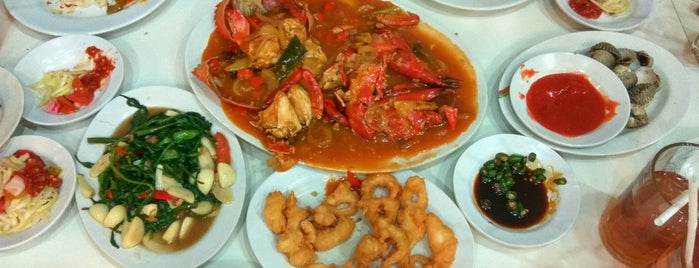 Pondok pangadaran Seafood is one of Duplicate Venue.