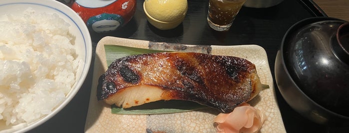 膳処 鈴波 is one of 和食.