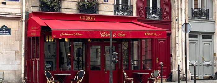 Emily's "Chambre de bonne" in Paris is one of Mohsen's Saved Places.