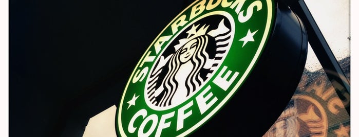 Starbucks is one of Lugares guardados de N..