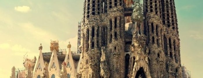 Sagrada Família is one of barcelona reccs.