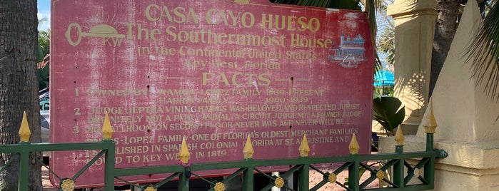 Casa Cayo Hueso is one of Key West.