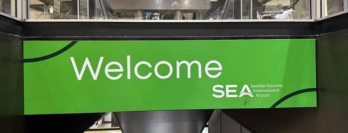 City of SeaTac is one of สถานที่ที่ Ricardo ถูกใจ.