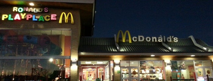 McDonald's is one of sw-26.2_27.9_ne-26.1_28.0.