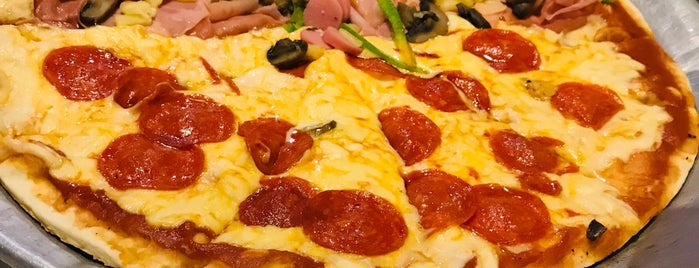 Pizza Piazza is one of Must-visit Pizza Places in Guanajuato.