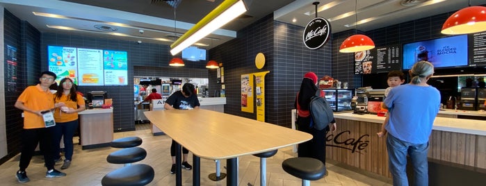 McDonald's is one of Makan @ Utara #15.