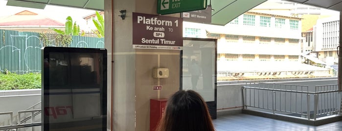 RapidKL Plaza Rakyat (ST4) LRT Station is one of Pit Stops.