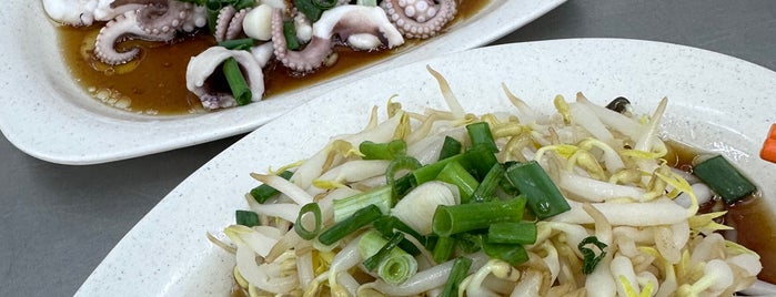 德记炒粉店 Kedai Makan Tuck Kee is one of Ho Chiak.