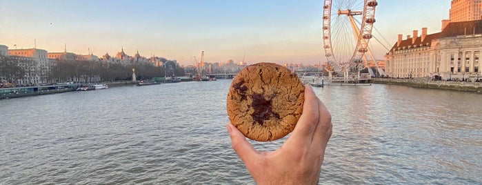 Floozie Cookies Coffee is one of لندن 🇬🇧.