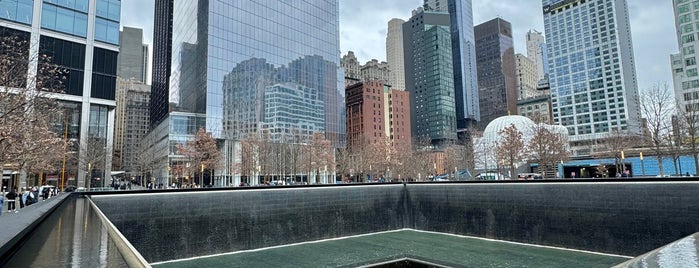 9/11 Memorial South Pool is one of David'in Beğendiği Mekanlar.