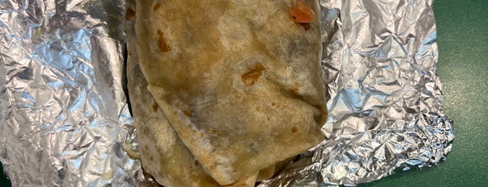 Chipotle Mexican Grill is one of Lugares favoritos de Phillip.