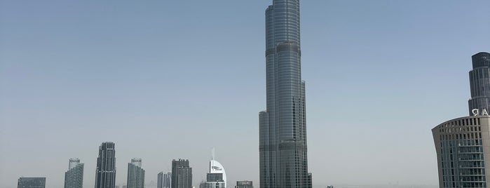 Address Sky View Residance Pool is one of Dubai lounge.