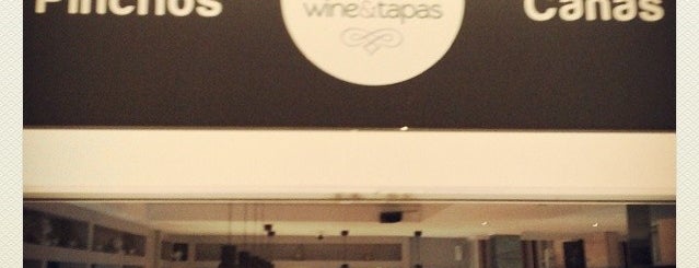 555 wine&tapas is one of Paulさんの保存済みスポット.