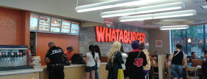 Whataburger is one of Lieux qui ont plu à Crystal.