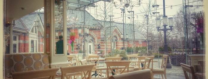 Tavern on the Green is one of Crystal 님이 좋아한 장소.