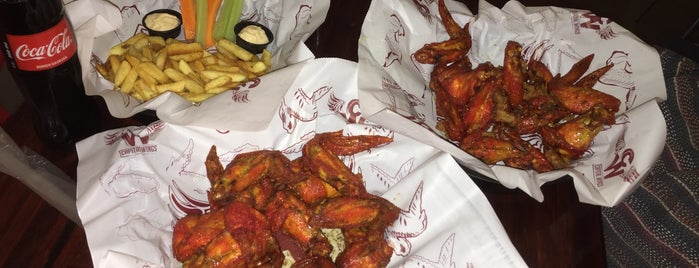 Capital Wings is one of The 11 Best Places for Chicken Wings in Bogotá.