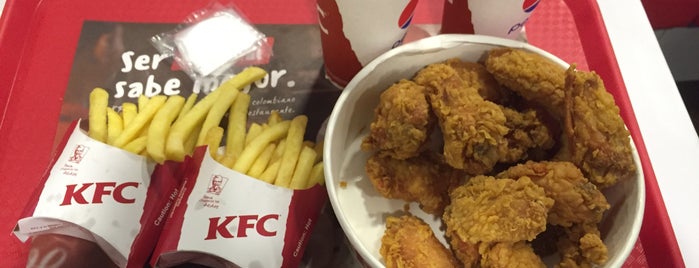 KFC is one of Tempat yang Disukai juanram66.