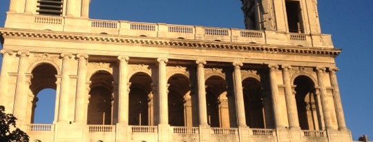 Place Saint-Sulpice is one of Lieux de passages.