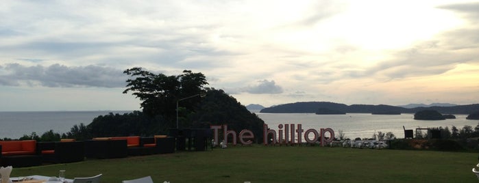 The Hilltop Restaurant is one of Aさんのお気に入りスポット.