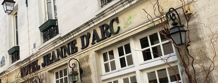 Hôtel Jeanne d'Arc is one of Paris wishlist.