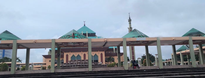 Masjid Agung Batam is one of Batam.