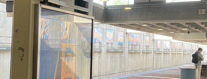 MARTA - Buckhead Station is one of The Chad.