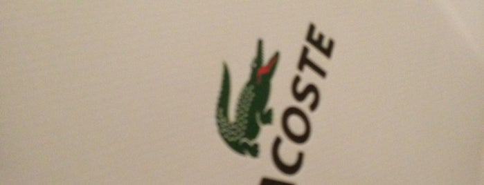 Lacoste is one of Викос💣さんのお気に入りスポット.