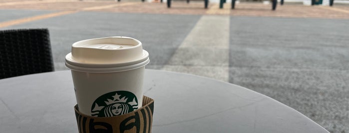 Starbucks is one of Starbucks Coffee (九州).