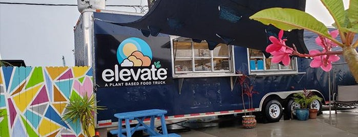 Elevate Food Truck is one of Orte, die Josh gefallen.