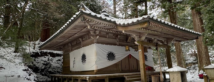 僧正ガ谷不動堂 is one of 神社・寺5.