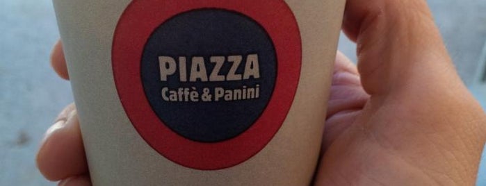 PIAZZA Caffè & Panini is one of Posti salvati di Albrecht.
