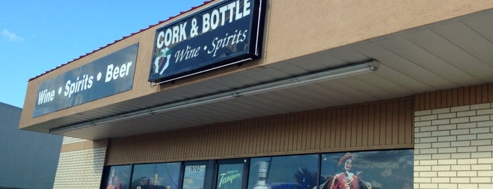 Cork & Bottle Wine & Spirits is one of Locais curtidos por Nick.