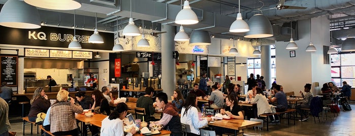 Franklin’s Table Food Hall is one of Quick Philly 5.