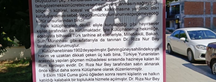 Dr. Rıza Nur İl Halk Kütüphanesi is one of Sinop.