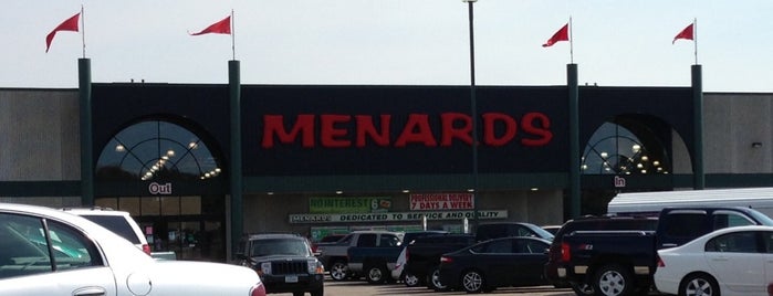 Menards is one of Dee Deeさんのお気に入りスポット.