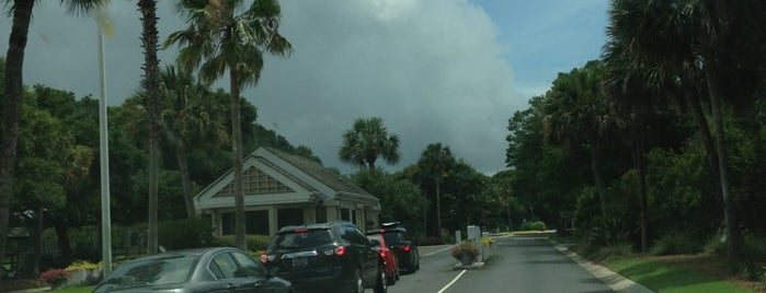 Seabrook Island Gate is one of Kristinさんのお気に入りスポット.