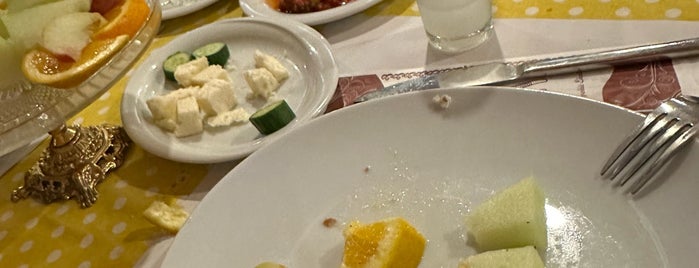 Kroisos Restaurant is one of Eğirdir.