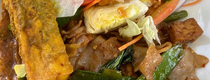 Best Thai is one of The 15 Best Places for Vegetables in Dallas.